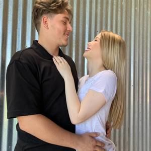 Meet your Posher, Hayley